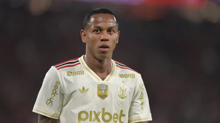 Atacante chegou a se despedir do Flamengo