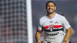 SP - SAO PAULO - 07/02/2026 - PAULISTA 2026, SAO PAULO X PRIMAVERA - Calleri jogador do Sao Paulo comemora seu gol durante partida contra o Primavera no estadio Morumbi pelo campeonato Paulista 2026. Foto: Marcello Zambrana/AGIF