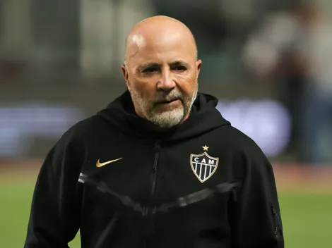 Sampaoli prega cautela na escalação dos reforços Minda e Cassierra