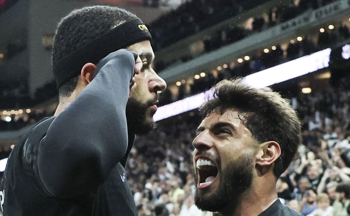 Como Yuri Alberto e Memphis Depay podem levar vantagem sobre Gustavo Gómez e Murilo no Dérbi paulista