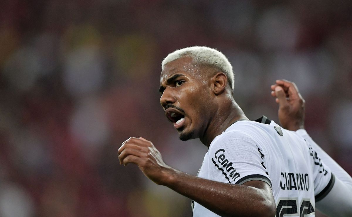 Cuiabano projeta estreia pelo Vasco e destaca peso da torcida após anos enfrentando São Januário