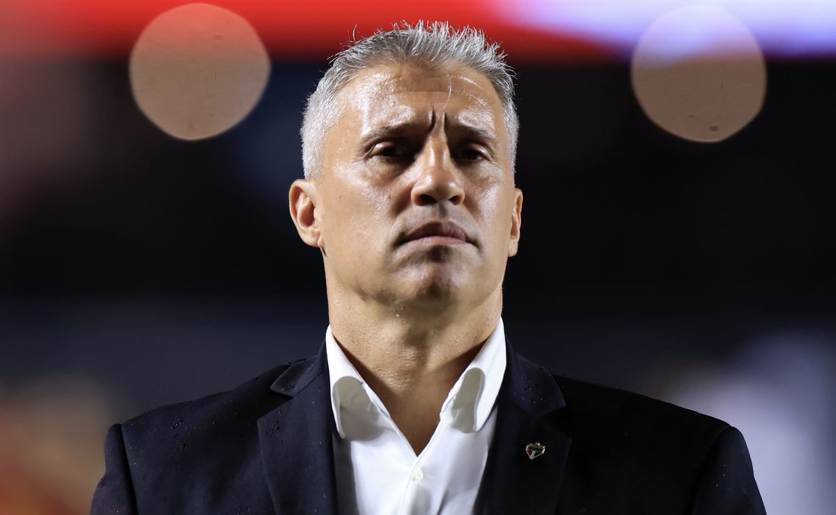 Crespo analisa vitória do São Paulo e detona o calendário da Federação Paulista de Futebol: “Loucura”