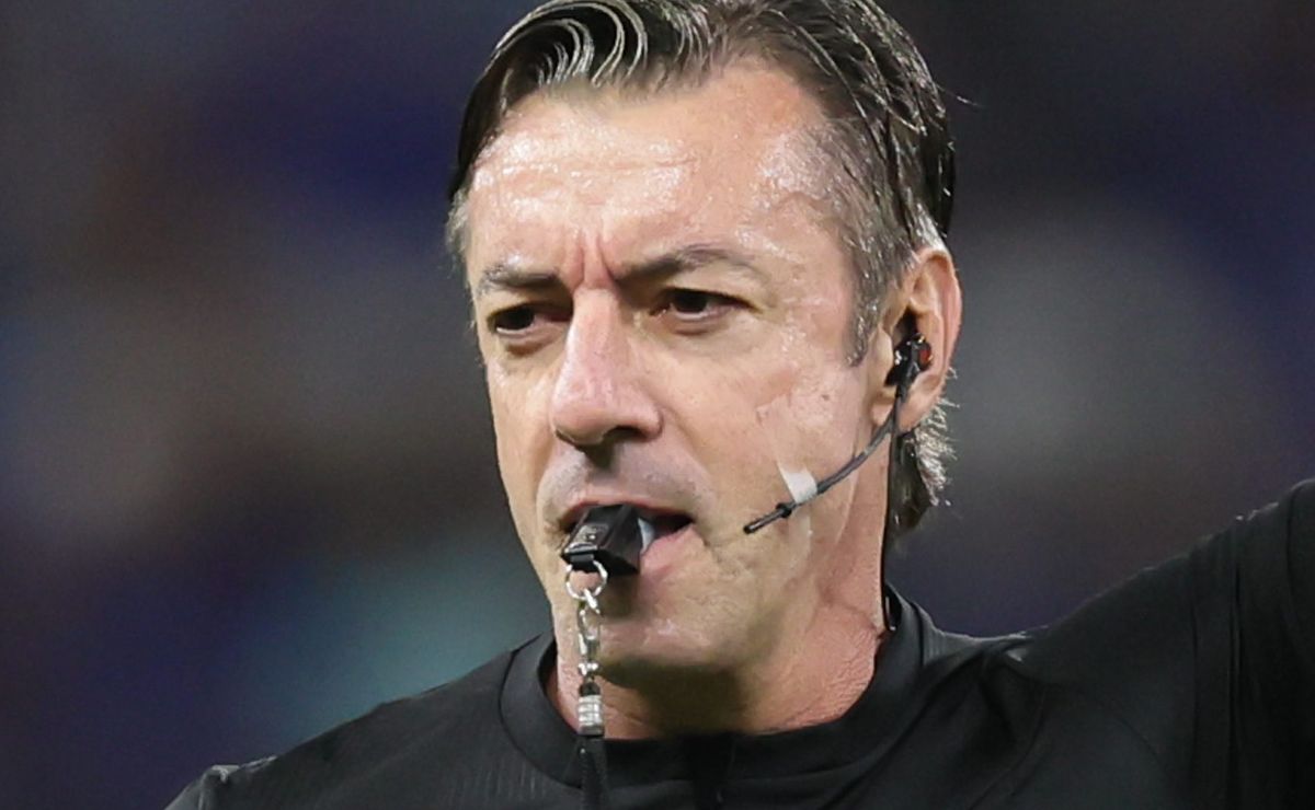 Árbitro Raphael Claus preocupa torcida do Corinthians em clássico contra o Palmeiras pelo Paulistão