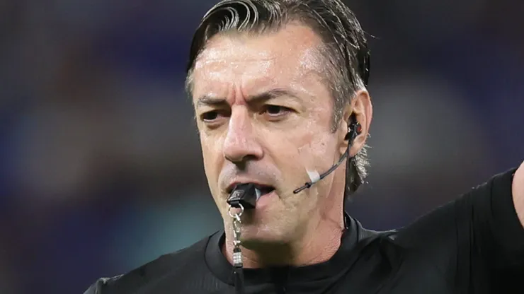 Raphael Claus apita Corinthians X Palmeiras.