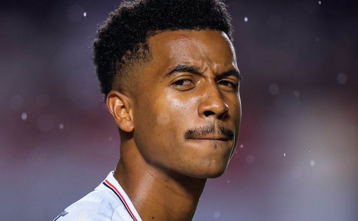 Flamengo se acerta com São Paulo por Marcos Antônio e fecha acordo por prioridade de compra