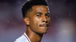 Flamengo selou acordo por Marcos Antônio.