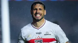 Calleri jogador do São Paulo comemora seu gol durante partida contra o Primavera. Foto: Marcello Zambrana/AGIF
