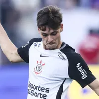 Corinthians pressiona e Bidon leva perigo