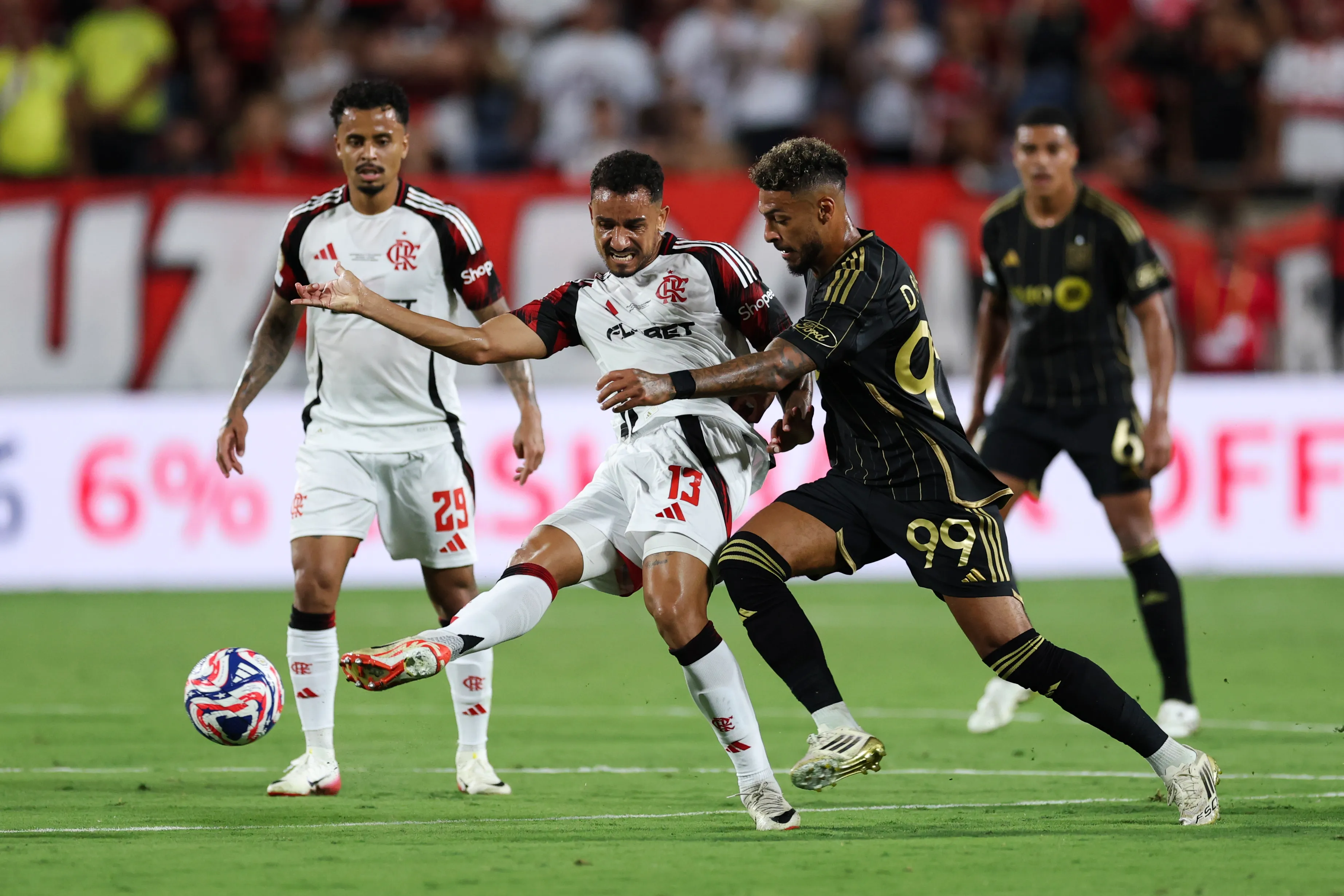 Boauanga marcou contra o Flamengo no Mundial de Clubes do ano passado. Foto: Dan Mullan/Getty Images.