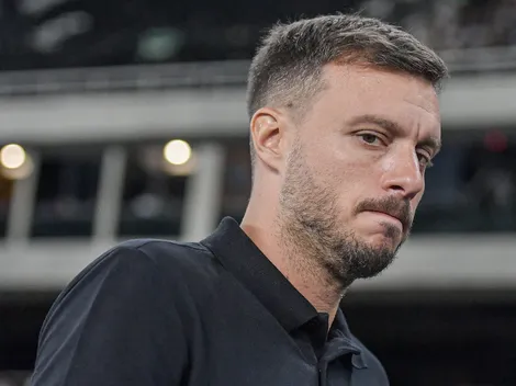 Anselmi justifica substituição de Barboza e destaca importância de Bastos