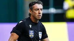 O arbitro Raphael Claus durante partida entre Palmeiras e Sao Paulo no estadio Arena Allianz Parque pelo campeonato Brasileiro A 2024.