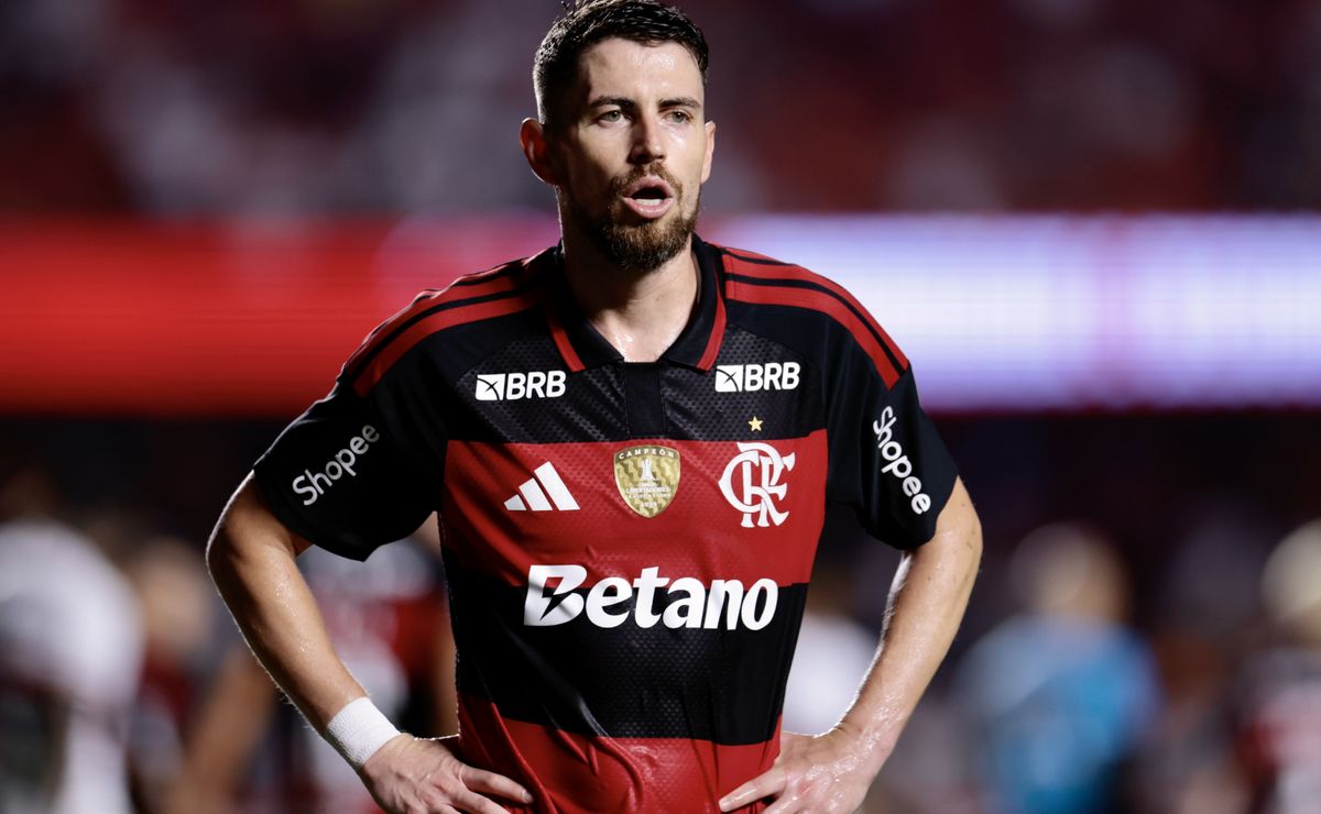 Flamengo confirma desfalques e não terá Jorginho, Saúl e Luiz Araújo contra o Vitória