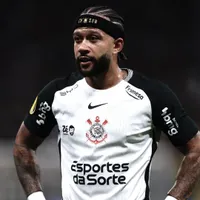 Memphis Depay perdeu metade dos pênaltis que cobrou no Corinthians