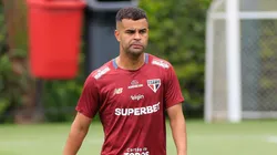 SP - SAO PAULO - 14/11/2025 - TREINO DO SAO PAULO - Alisson jogador do Sao Paulo durante treino no Centro de Treinamento CT Barra Funda. Foto: Marcello Zambrana/AGIF