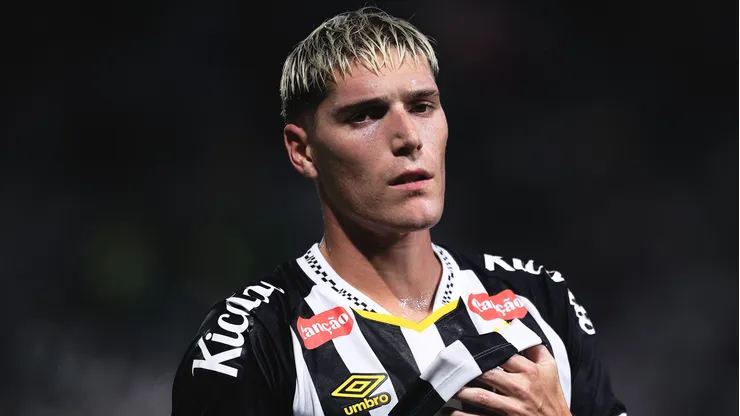 Rollheiser não deve sair do Santos.