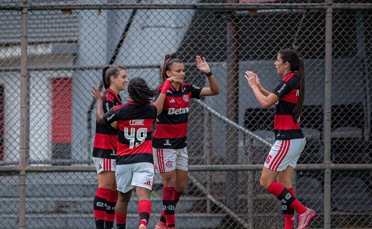 Flamengo bate Vasco de virada e conquista primeira vitória na Copa Rio Feminina 2026