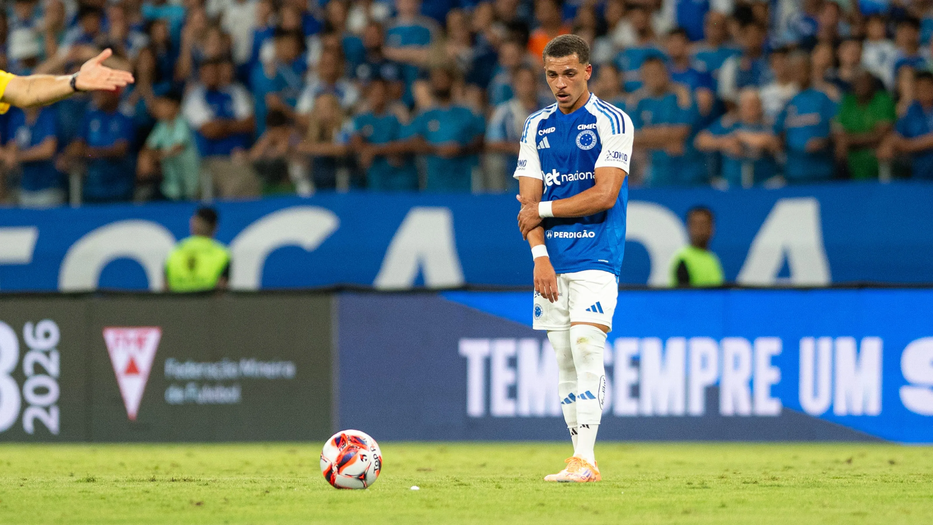 Rodriguinho atuou diante do Pouso Alegre - Foto: Alessandra Torres/AGIF.