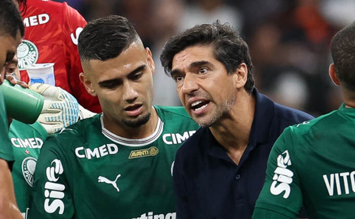 ‘Catimba’ de Andreas em Corinthians x Palmeiras na marca do pênalti não vale interferência do VAR; entenda