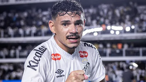 Atacante tem o futuro incerto – Foto: Raul Baretta/Santos FC.
