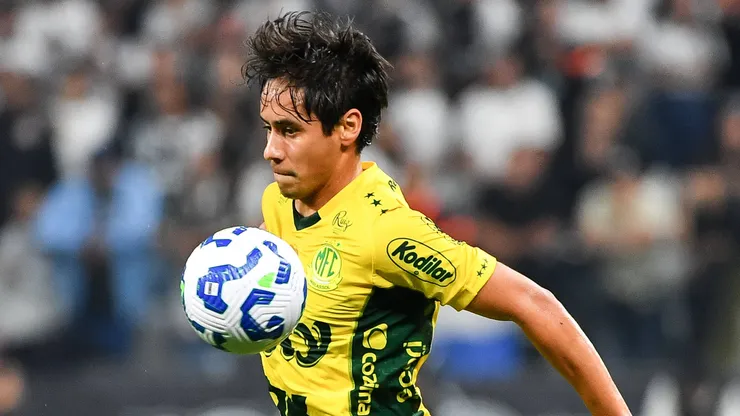 José Aldo, de 27 anos, já tinha acordo pronto com Santos, porém direção alvinegra mudou de ideia de última hora