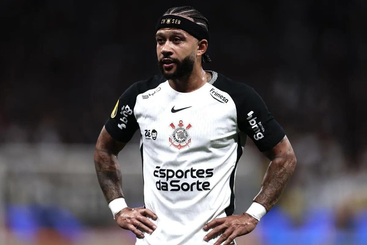 Memphis Depay (Corinthians) durante jogo contra o Palmeiras, no dia 08.02.2026. Foto: Marcello Zambrana/AGIF