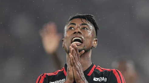 Bruno Henrique em campo pelo Fla.
