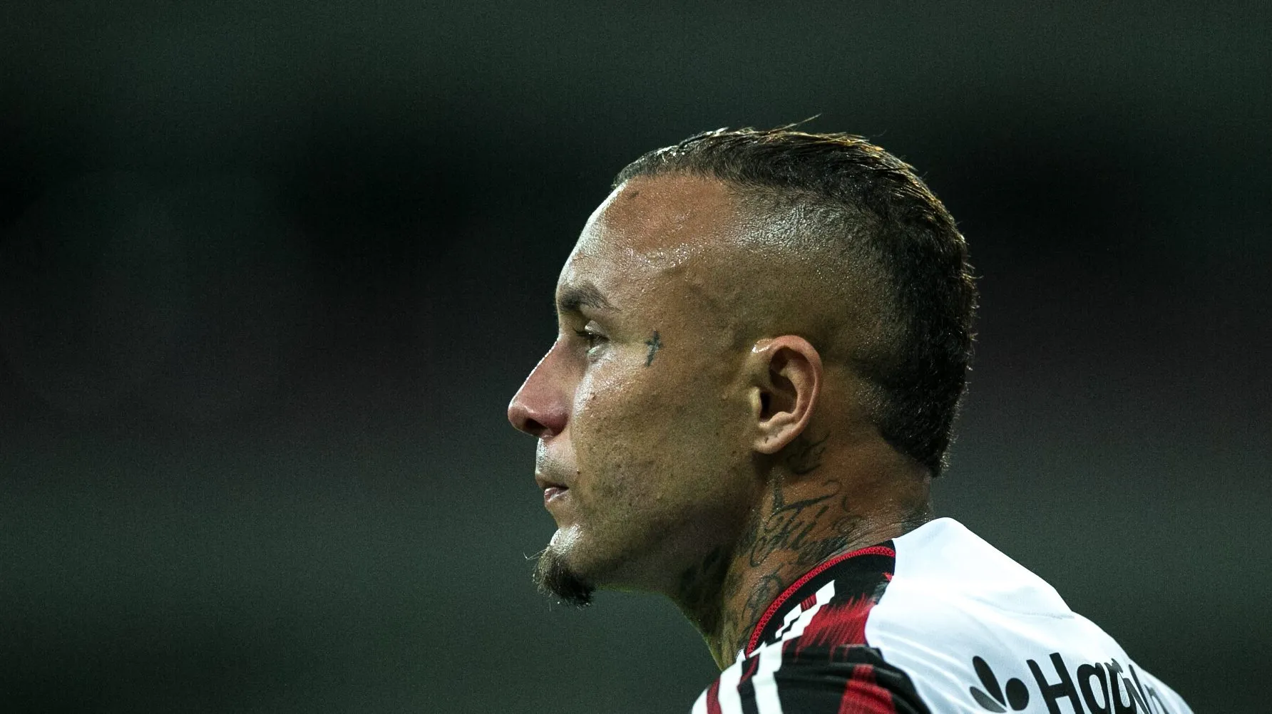 Foto: Marlon Costa/AGIF – Cebolinha é um nome forte para deixar o Flamengo em dezembro.