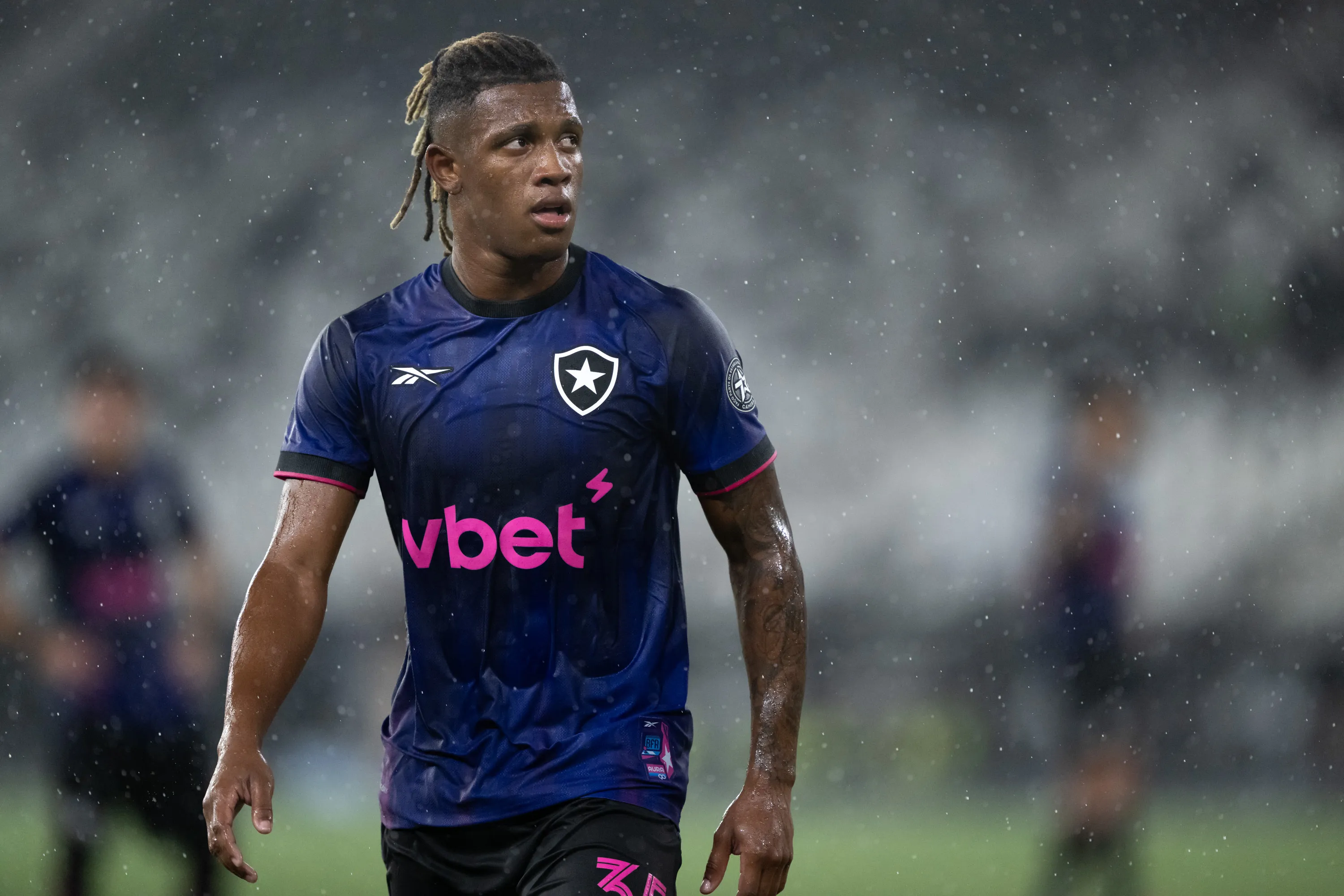 Danilo em ação pelo Botafogo. Foto: Jorge Rodrigues/AGIF