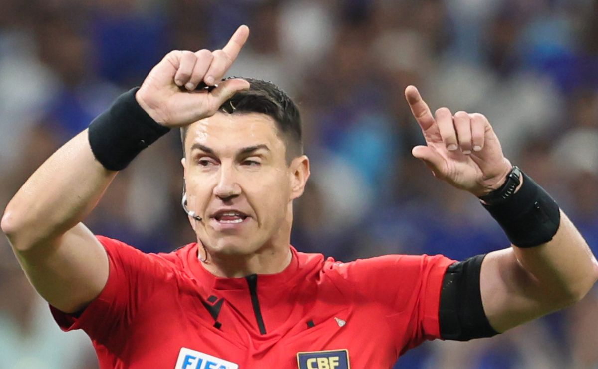 CBF define arbitragem de Rafael Klein para clássico entre Fluminense x Botafogo pelo Brasileirão