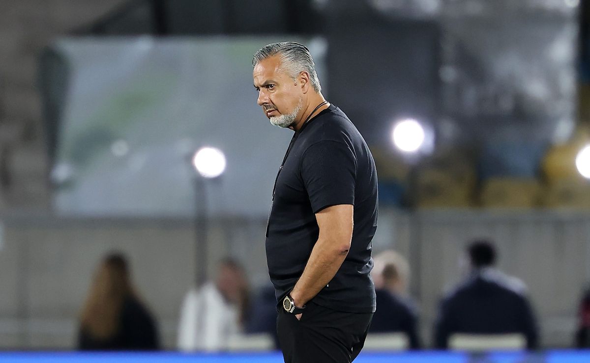 Flamengo aprova proposta por Allan, e volante será o novo reforço do Corinthians após reunião