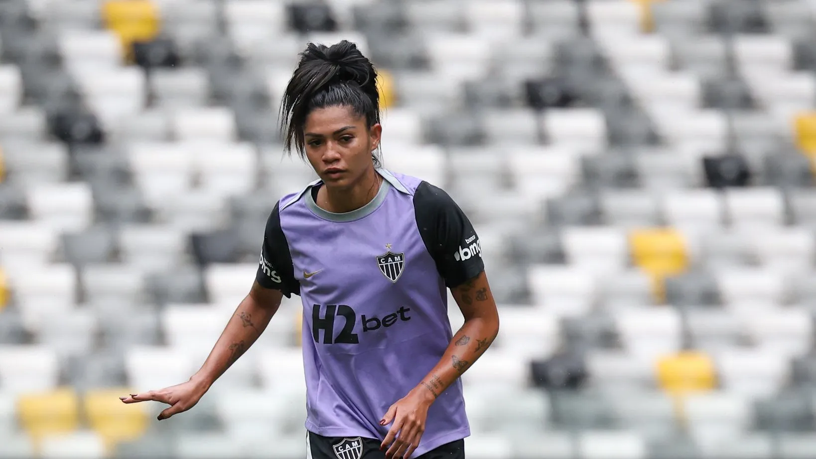 Anny Marabá, novo reforço do Atlético-MG, em treino na Arena MRV