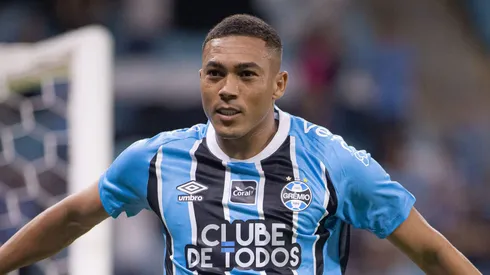 Carlos Vinícius. Foto: Maxi Franzoi/AGIF
