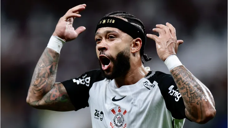 Memphis Depay, atacante do Corinthians
