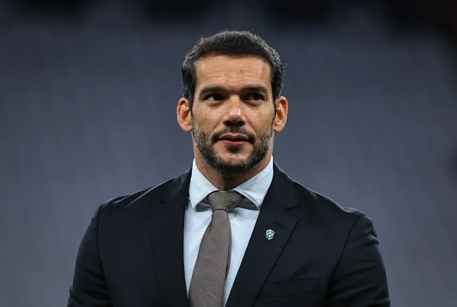 Pedrinho conta com boa relação com Samir Xaud, presidente da CBF. Foto: Fabio Giannelli/AGIF