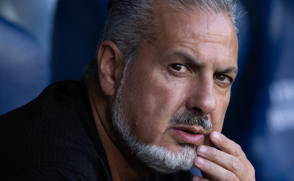 Flamengo define que contratação de novo centroavante nesta janela acontecerá apenas por empréstimo