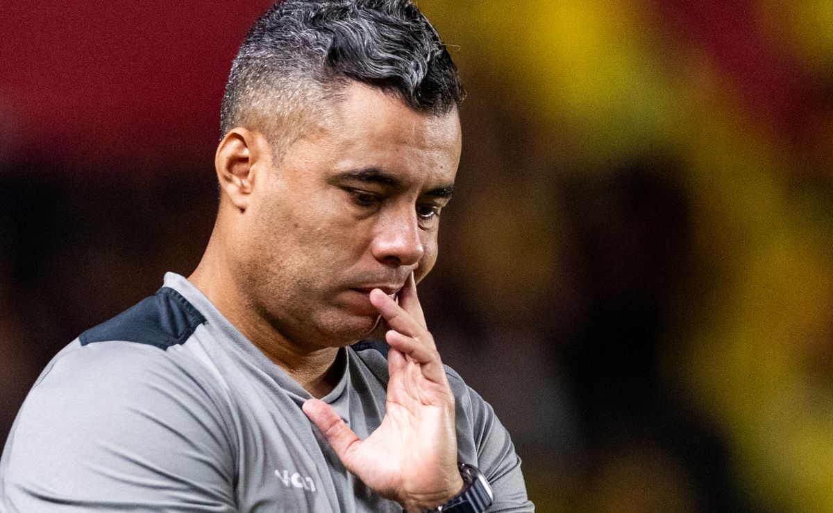 Vitória chega desfalcado para enfrentar o Flamengo; Jair Ventura confirma cinco baixas