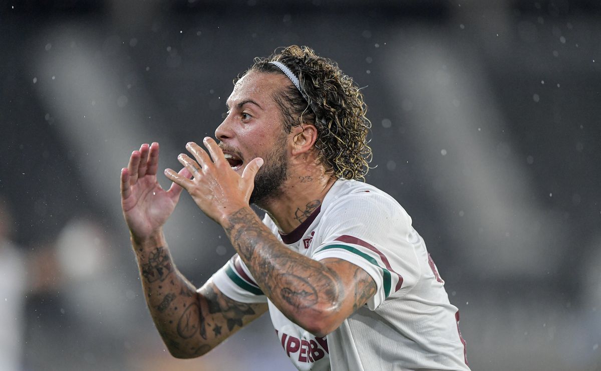 Fluminense mantém Guga no elenco, conta com respaldo de Zubeldía e vê lateral feliz no Rio