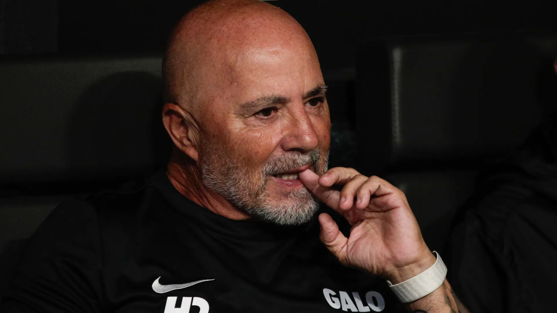 Jorge Sampaoli no comando técnico do Atlético-MG – Foto: Fernando Moreno/AGIF