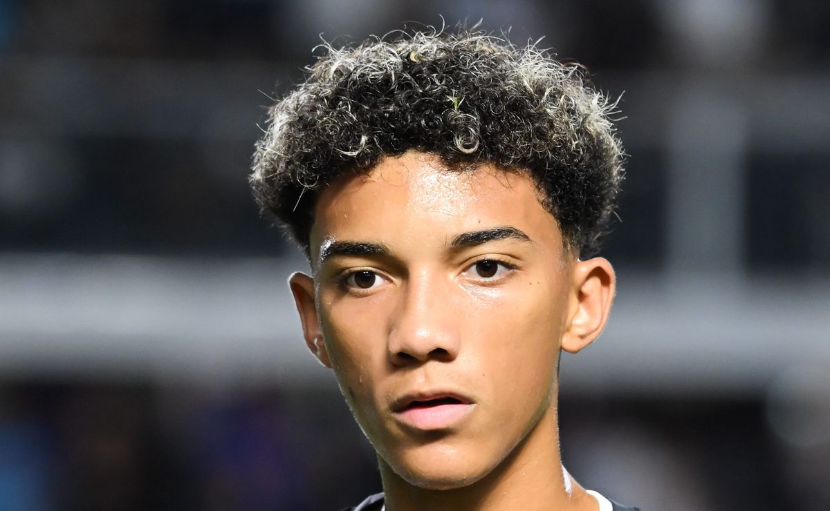 Santos deve receber oferta irrecusável para vender Robinho Jr. no meio do ano, antecipa jornalista