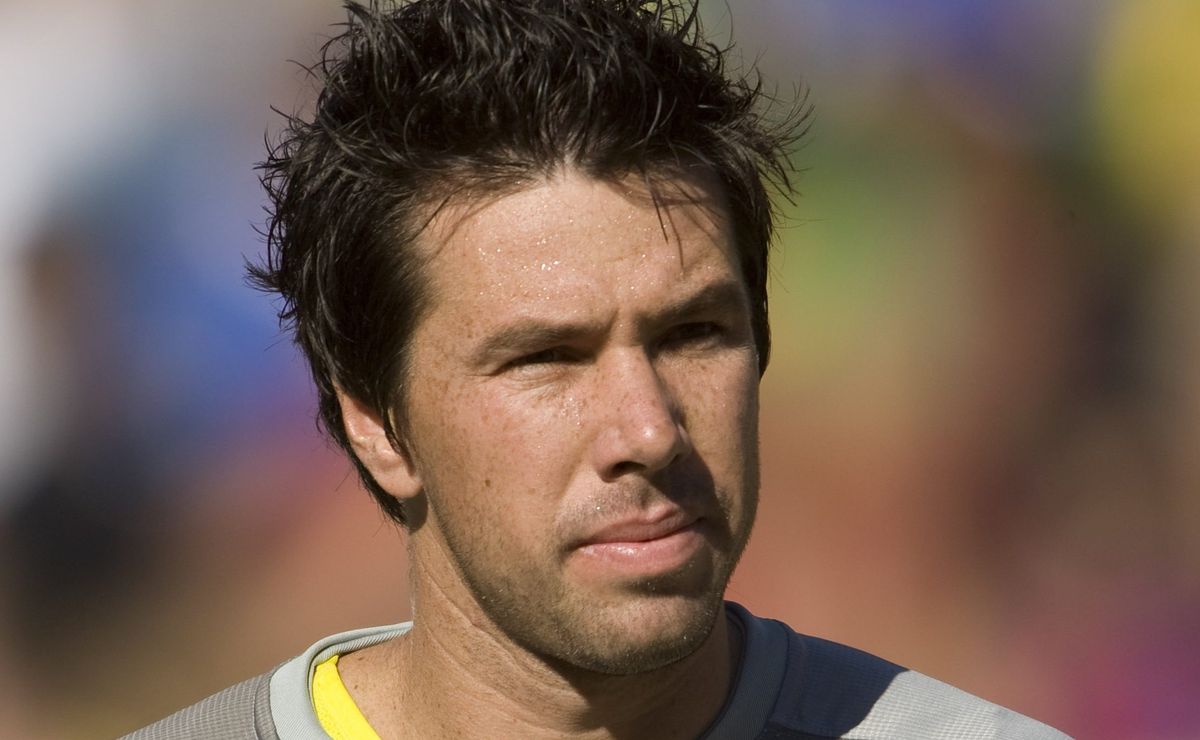 Doni, ex-goleiro do Corinthians e Seleção Brasileira, é acusado de golpes financeiros nos EUA