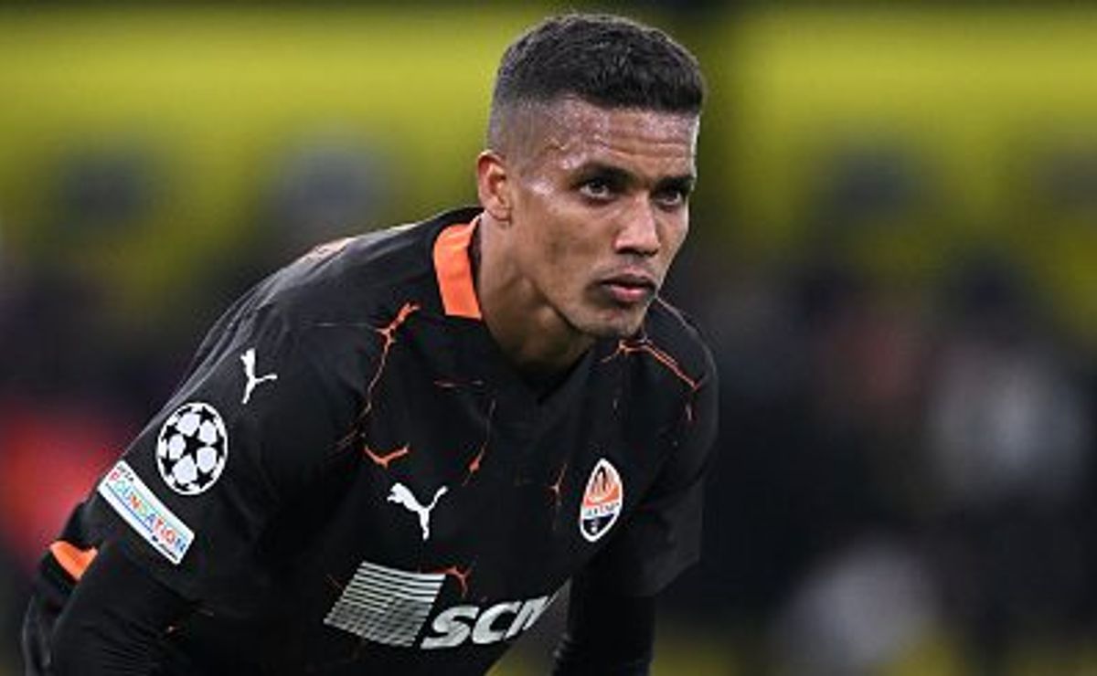 Corinthians define situação de Pedrinho e retorno imediato é considerado muito difícil nos bastidores