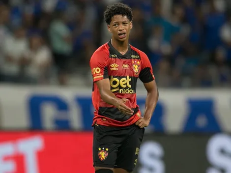 Botafogo vê Medina travar e mira Zé Lucas