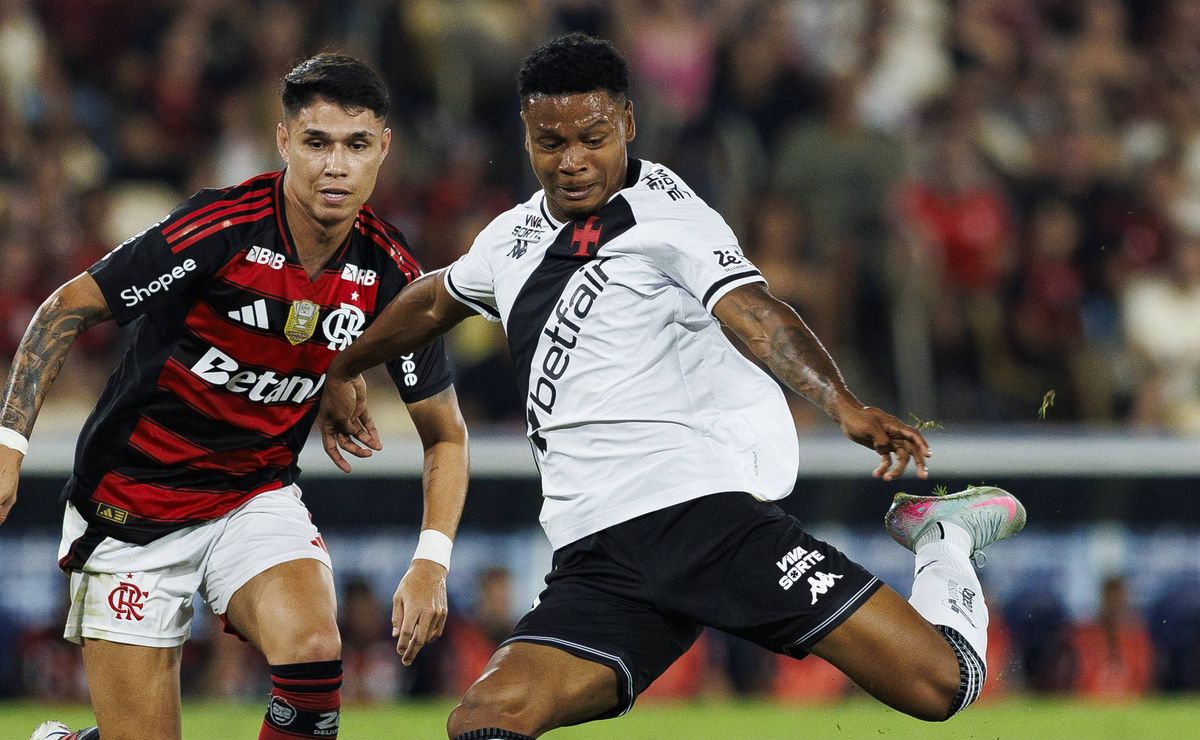 Vasco avalia rescindir com Matheus França após perda de espaço com Fernando Diniz