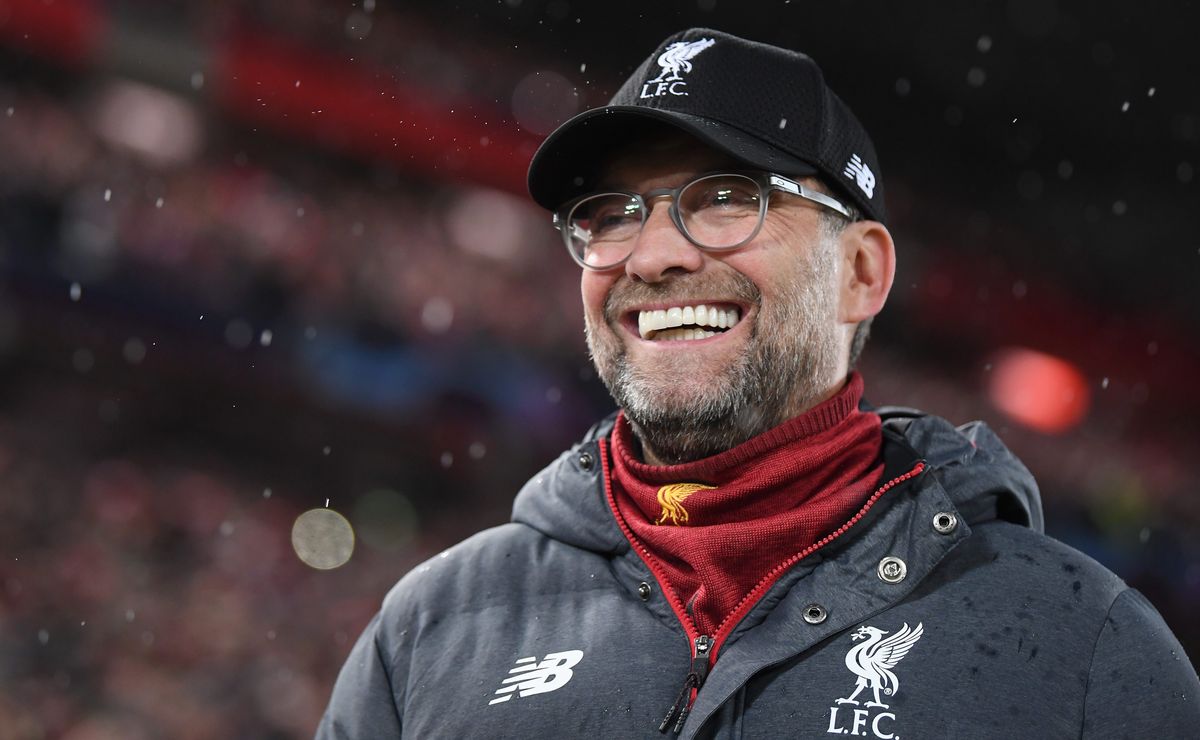 BAP não vê Filipe Luís por muito tempo no Flamengo e cita Kloop como sonho possível