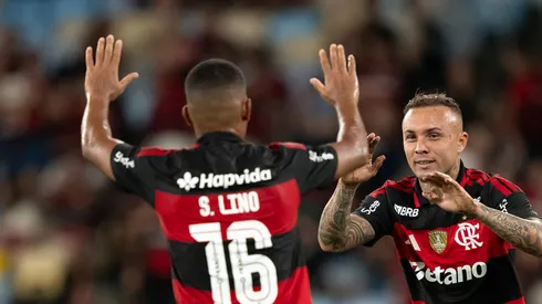 Cebolinha e Lino disputam vaga no ataque.
