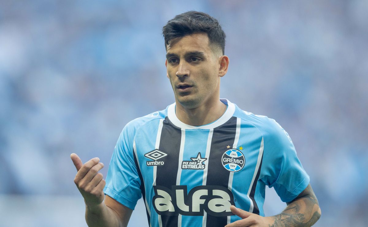 Toronto deseja tirar Cristaldo do Grêmio, mas meio-campista não mostra entusiamo por um acordo