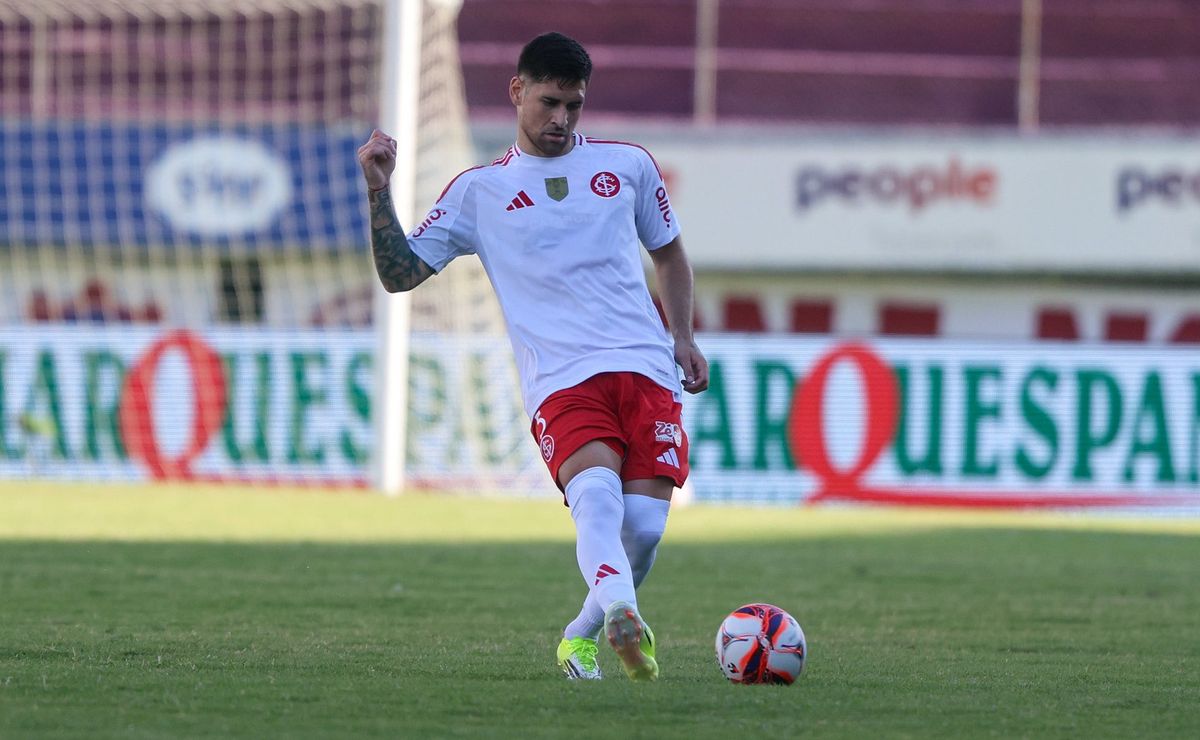 Villagra ainda não engrena no Inter e motivo vai além de opção técnica de Pezzolano