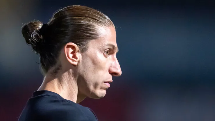 Filipe Luís técnico do Flamengo durante partida contra o Vitoria. Foto: Jhony Pinho/AGIF