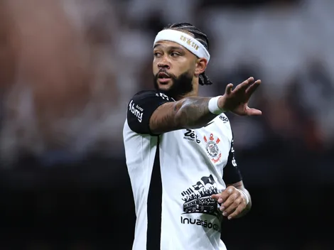 Shabab Al Ahli planeja nova investida por Memphis Depay