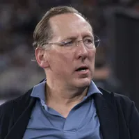 Textor recua na contratação de Di Cesare e abre caminho para o Santos